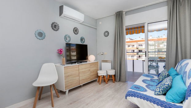 2 bedroom Apartment in Blanes with swimming pool and terrace - Photo 3