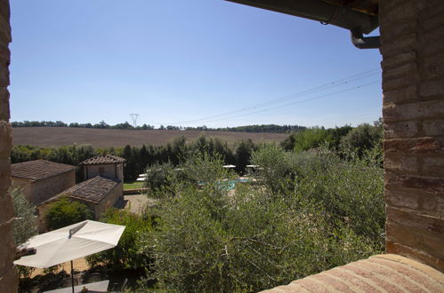 Foto 7 - Appartamento con 3 camere da letto a Colle di Val d'Elsa con piscina e giardino