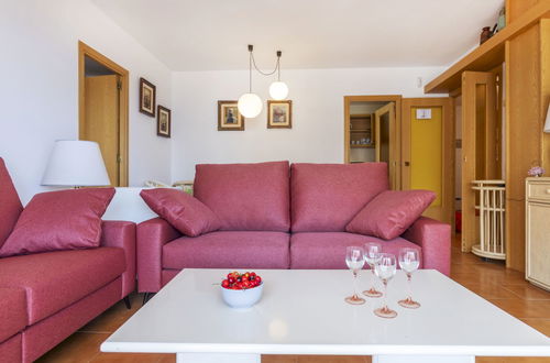 Photo 9 - 3 bedroom Apartment in Lloret de Mar with swimming pool and garden