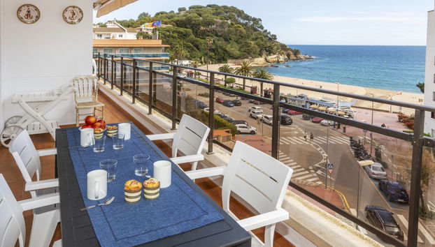 Apartment mit 4 Schlafzimmern in Lloret de Mar mit schwimmbad und garten - Foto 2