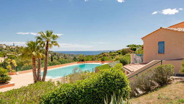 Apartamento de 2 quartos em Roquebrune-sur-Argens com piscina e terraço - Foto 4