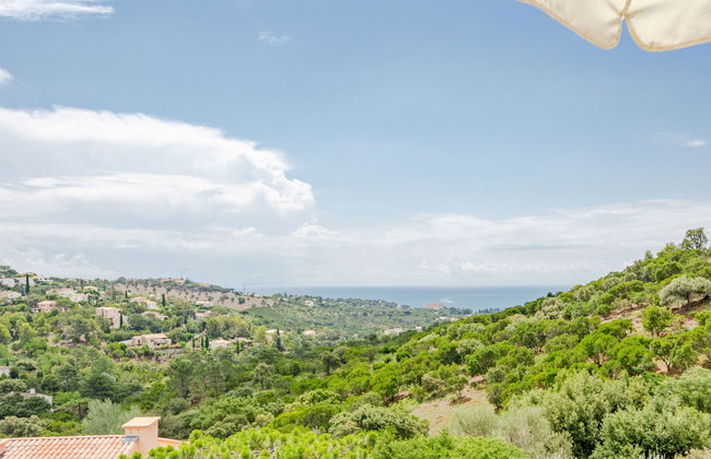 Apartamento de 2 quartos em Roquebrune-sur-Argens com piscina e terraço - Foto 18