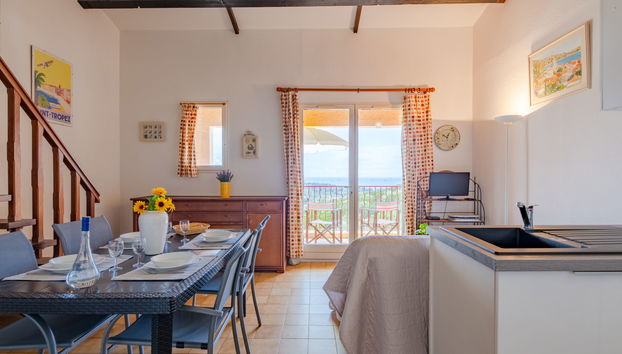 Apartamento de 2 quartos em Roquebrune-sur-Argens com piscina e terraço - Foto 2