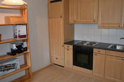 Photo 13 - 3 bedroom Apartment in Saanen