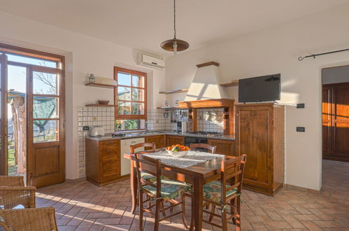 Photo 4 - 3 bedroom House in Castellina in Chianti with swimming pool and garden