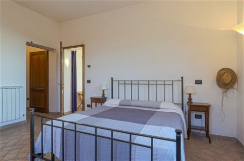 Foto 13 - Casa con 5 camere da letto a Castellina in Chianti con piscina e giardino