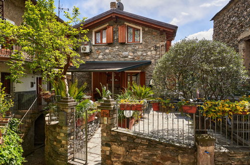 Foto 1 - Haus mit 2 Schlafzimmern in Vercana mit terrasse und blick auf die berge