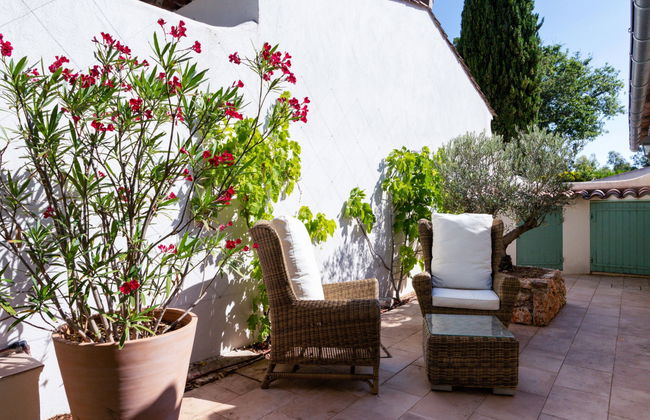 Casa de 3 quartos em Grimaud com piscina e terraço - Foto 17