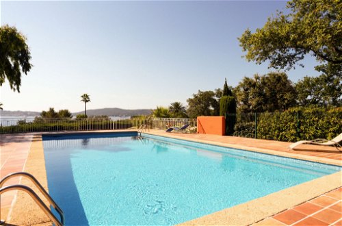 Foto 23 - Casa de 2 quartos em Grimaud com piscina e vistas do mar