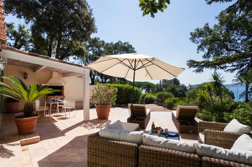 Photo 14 - Maison de 2 chambres à Grimaud avec piscine et vues à la mer