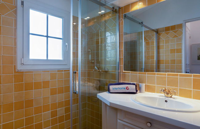 Casa de 3 quartos em Grimaud com piscina e terraço - Foto 11