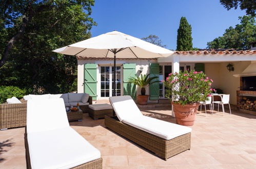 Photo 13 - Maison de 2 chambres à Grimaud avec piscine et vues à la mer