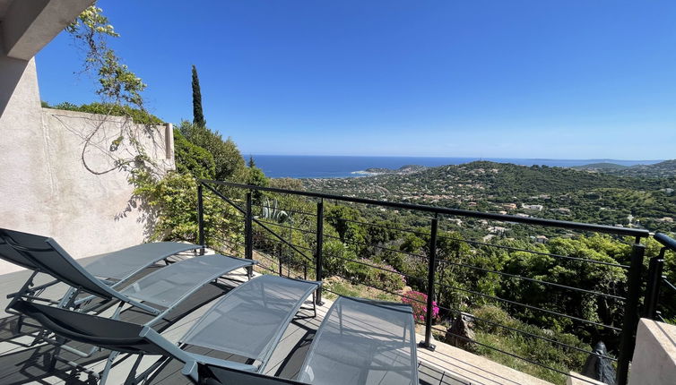 Foto 1 - Casa de 3 quartos em Cavalaire-sur-Mer com terraço