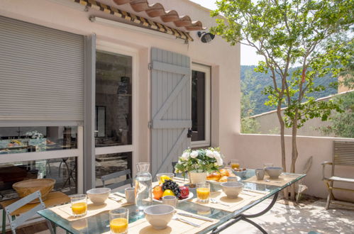 Photo 3 - 3 bedroom House in Cavalaire-sur-Mer with terrace and sea view