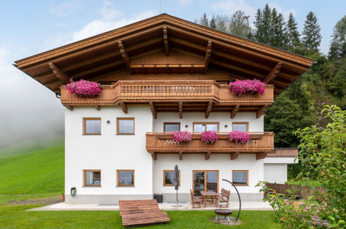 Photo 2 - Appartement de 3 chambres à Ramsau im Zillertal avec jardin et vues sur la montagne