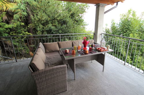 Photo 18 - 2 bedroom Apartment in Oggebbio with terrace and mountain view