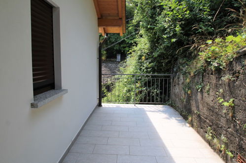 Photo 25 - 2 bedroom Apartment in Oggebbio with terrace and mountain view