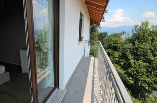 Foto 13 - Appartamento con 2 camere da letto a Oggebbio con terrazza e vista sulle montagne