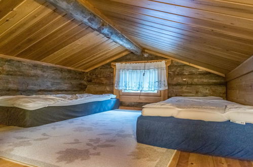 Foto 12 - Casa de 1 quarto em Pelkosenniemi com sauna e vista para a montanha