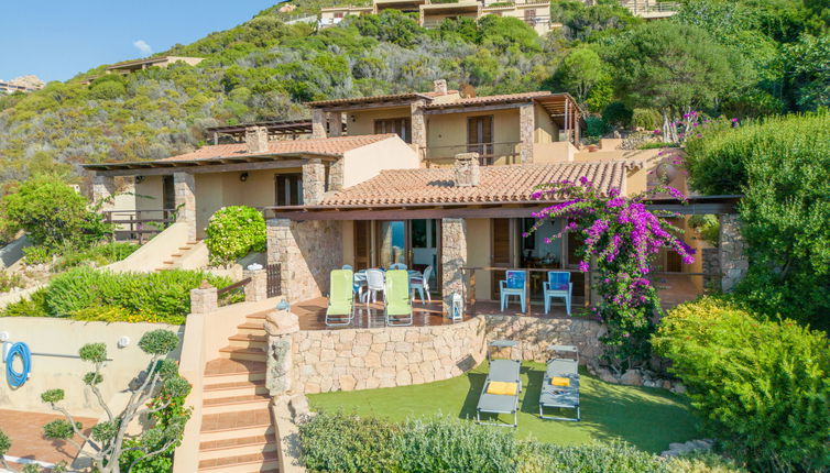 Foto 1 - Haus mit 2 Schlafzimmern in Trinità d'Agultu e Vignola mit garten und blick aufs meer