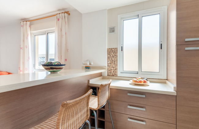 Apartamento de 3 quartos em Roquetas de Mar com piscina e jardim - Foto 8