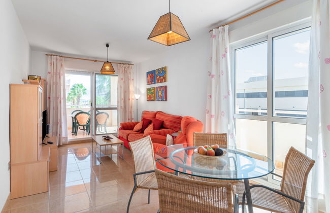 Apartamento de 3 quartos em Roquetas de Mar com piscina e jardim - Foto 3