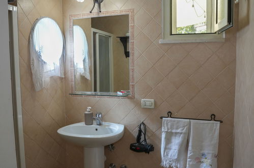 Foto 25 - Casa con 4 camere da letto a Ischia con piscina privata e giardino