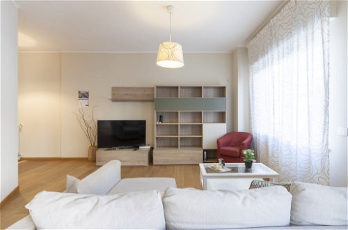 Foto 10 - Appartamento con 2 camere da letto a Alassio con vista mare