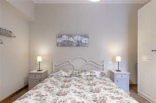 Foto 16 - Appartamento con 2 camere da letto a Alassio con vista mare