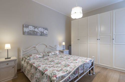 Foto 4 - Appartamento con 2 camere da letto a Alassio con vista mare