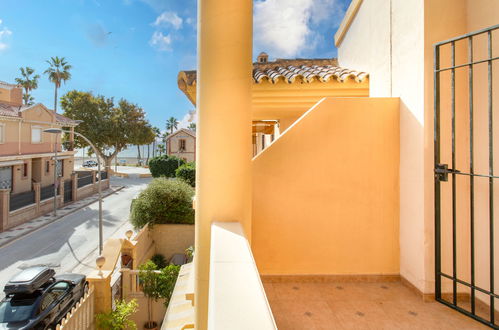 Foto 5 - Casa de 3 quartos em Rincón de la Victoria com piscina e vistas do mar