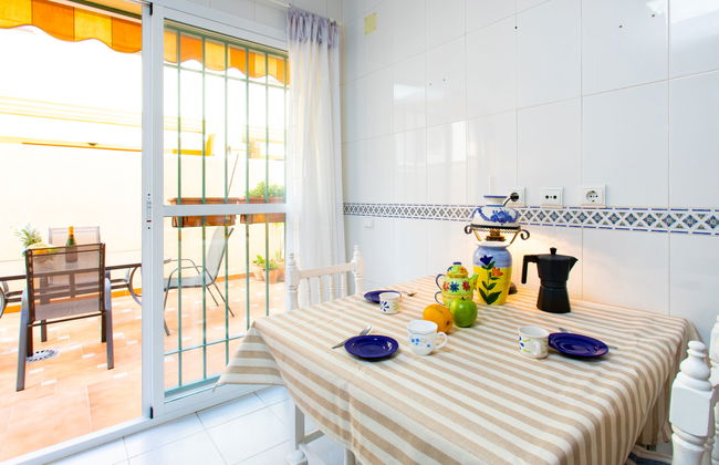 Casa de 4 quartos em Rincón de la Victoria com piscina e jardim - Foto 10