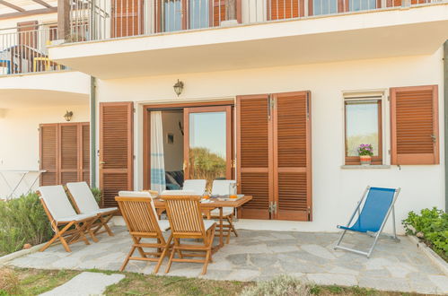 Photo 4 - Maison de 2 chambres à Santa Teresa Gallura avec jardin et terrasse