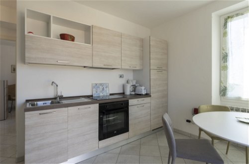 Foto 9 - Apartamento de 1 quarto em San Bartolomeo al Mare com terraço e vistas do mar