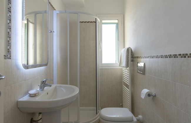Apartamento de 1 quarto em San Bartolomeo al Mare com terraço - Foto 14