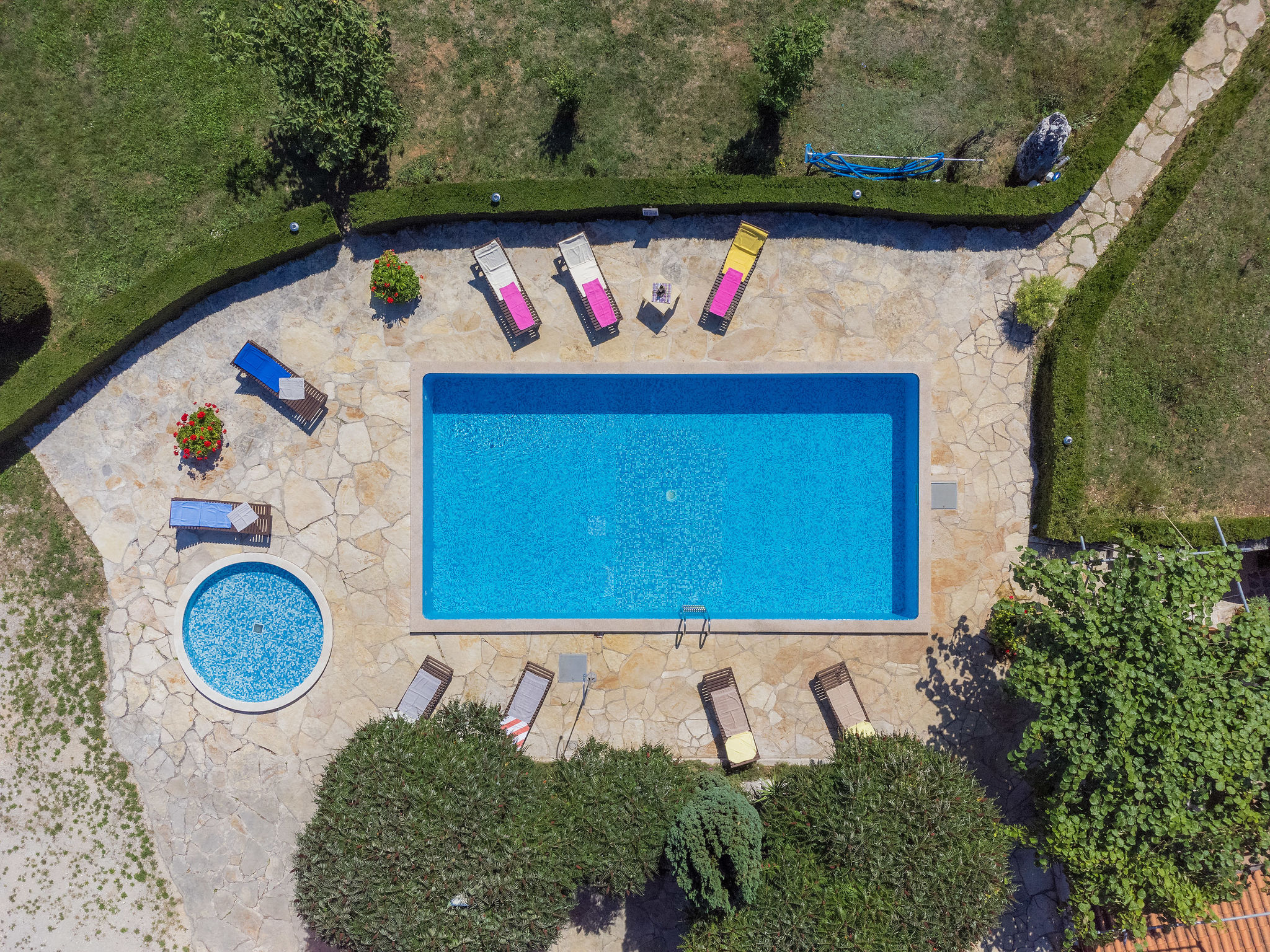 Photo 5 - 7 bedroom House in Žminj with private pool and sea view