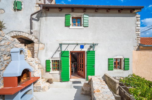 Photo 5 - Maison de 2 chambres à Mošćenička Draga avec jardin et terrasse