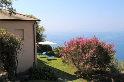 Photo 2 - Maison de 4 chambres à Chiavari avec jardin et vues à la mer