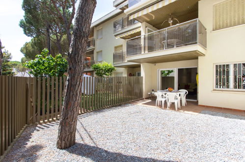 Foto 17 - Apartamento de 2 habitaciones en Castell-Platja d'Aro con jardín y vistas al mar