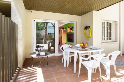 Foto 6 - Apartamento de 2 habitaciones en Castell-Platja d'Aro con jardín y vistas al mar