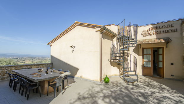 17 bedroom House in Lucignano with private pool and garden - Photo 3
