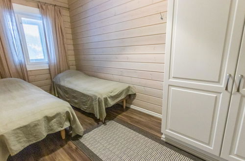 Photo 27 - 5 bedroom House in Hyrynsalmi with sauna