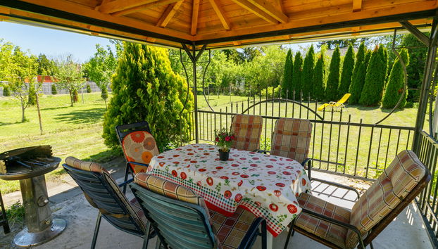 Casa de 4 quartos em Balatonfenyves com jardim e terraço - Foto 2