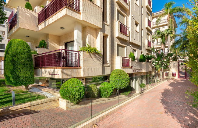 Albir Confort Avenida Apartamentos - Foto 7