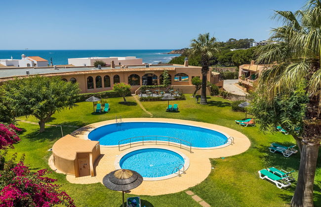 Clube Maria Luisa - Foto 1