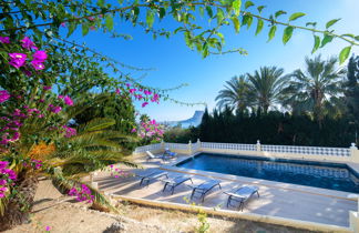 Foto 2 - Casa de 3 quartos em Calp com piscina privada e vistas do mar