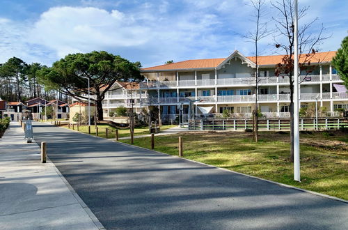 Photo 16 - Appartement de 2 chambres à La Teste-de-Buch avec piscine et vues à la mer