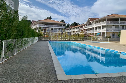 Photo 12 - Appartement de 2 chambres à La Teste-de-Buch avec piscine et vues à la mer