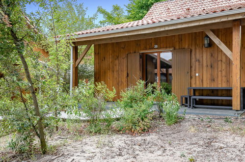 Foto 41 - Appartamento con 1 camera da letto a Lacanau con piscina e vista mare