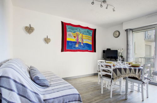 Foto 9 - Apartamento de 1 quarto em Le Barcarès com vistas do mar
